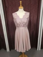 Lyhyt juhlamekko nro. 33 - koko 38, väri vaaleanpunaiseen taittava lila (mauve), hinta 179€